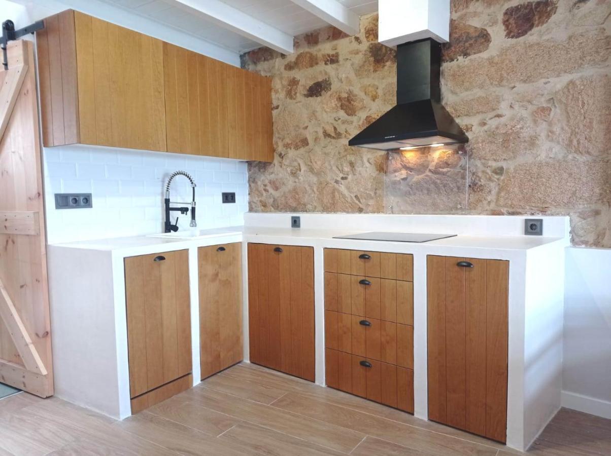 Vila Mariña. Casa marinera con terraza sobre el mar en Caión Cayón  Exterior foto