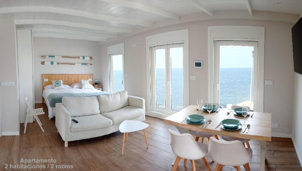 Vila Mariña. Casa marinera con terraza sobre el mar en Caión Cayón  Exterior foto